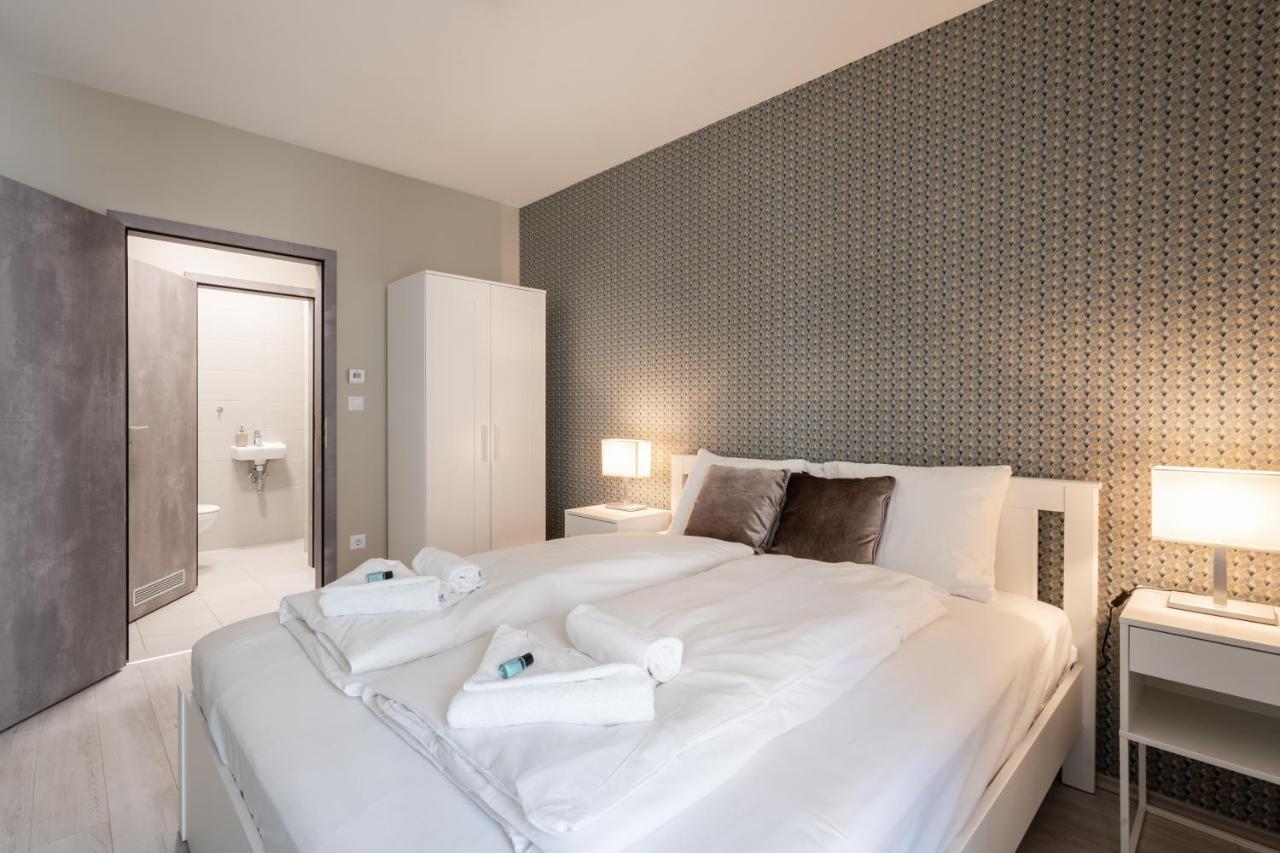 Navy Angel Apartment With Balcony Budapest Exterior photo