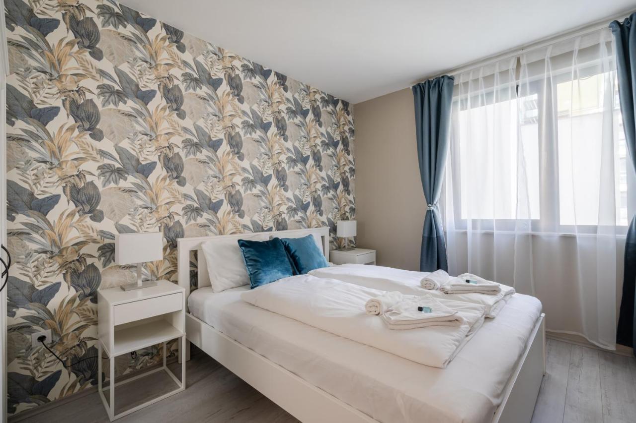 Navy Angel Apartment With Balcony Budapest Exterior photo